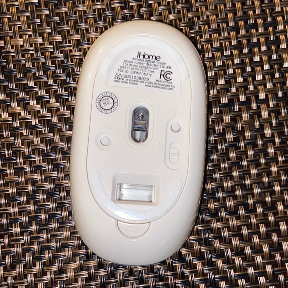 Mouse - Picture 2 of 4